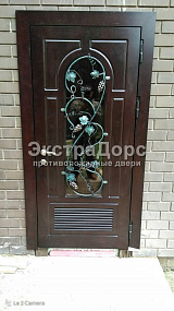 Противопожарные двери с решеткой от производителя в Подольске  купить